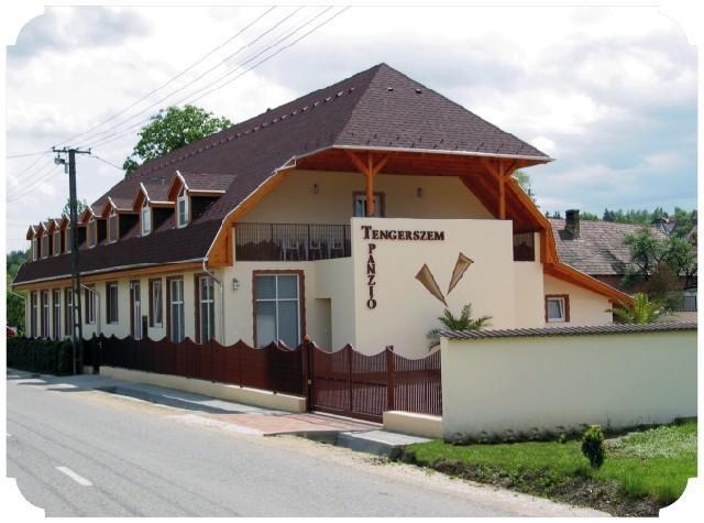 Tengerszem Panzio Bed and Breakfast Bánk Exteriör bild
